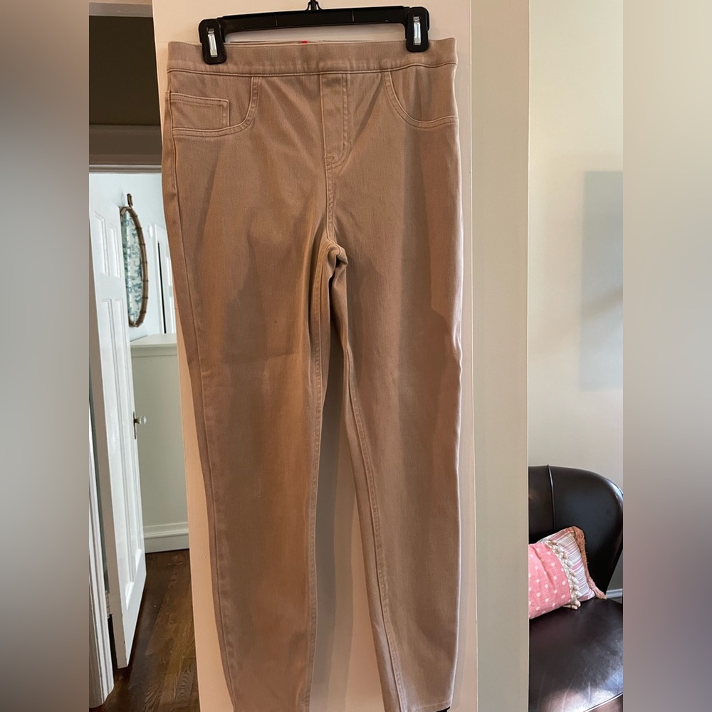 Spanx brand size large (L) jeggings in color khaki